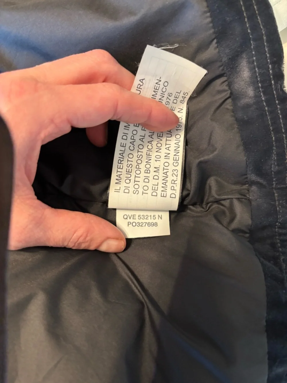 Helly Hansen Velvet Puffer Jacket – Women’s Small (S/P) - Picture 4 of 8